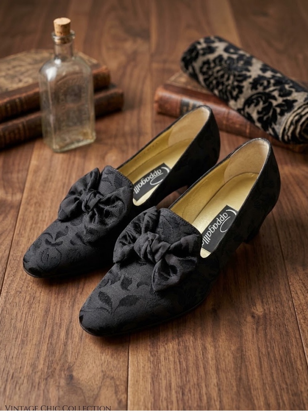 Vintage Cappagallo Black Jacquard Floral Bow Low Heel Pumps Retro Coquette Sz9.5